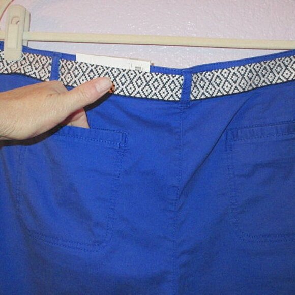 Croft & Barrow Bermuda Shorts Womens Size 18 Belted Stretch Secretly Slimming - Picture 7 of 11